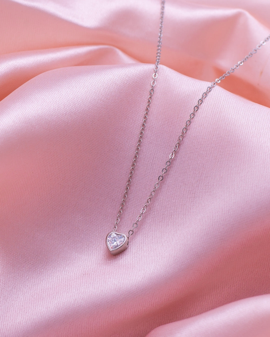 Silver Glowing Heart Solitaire Pendant Necklace