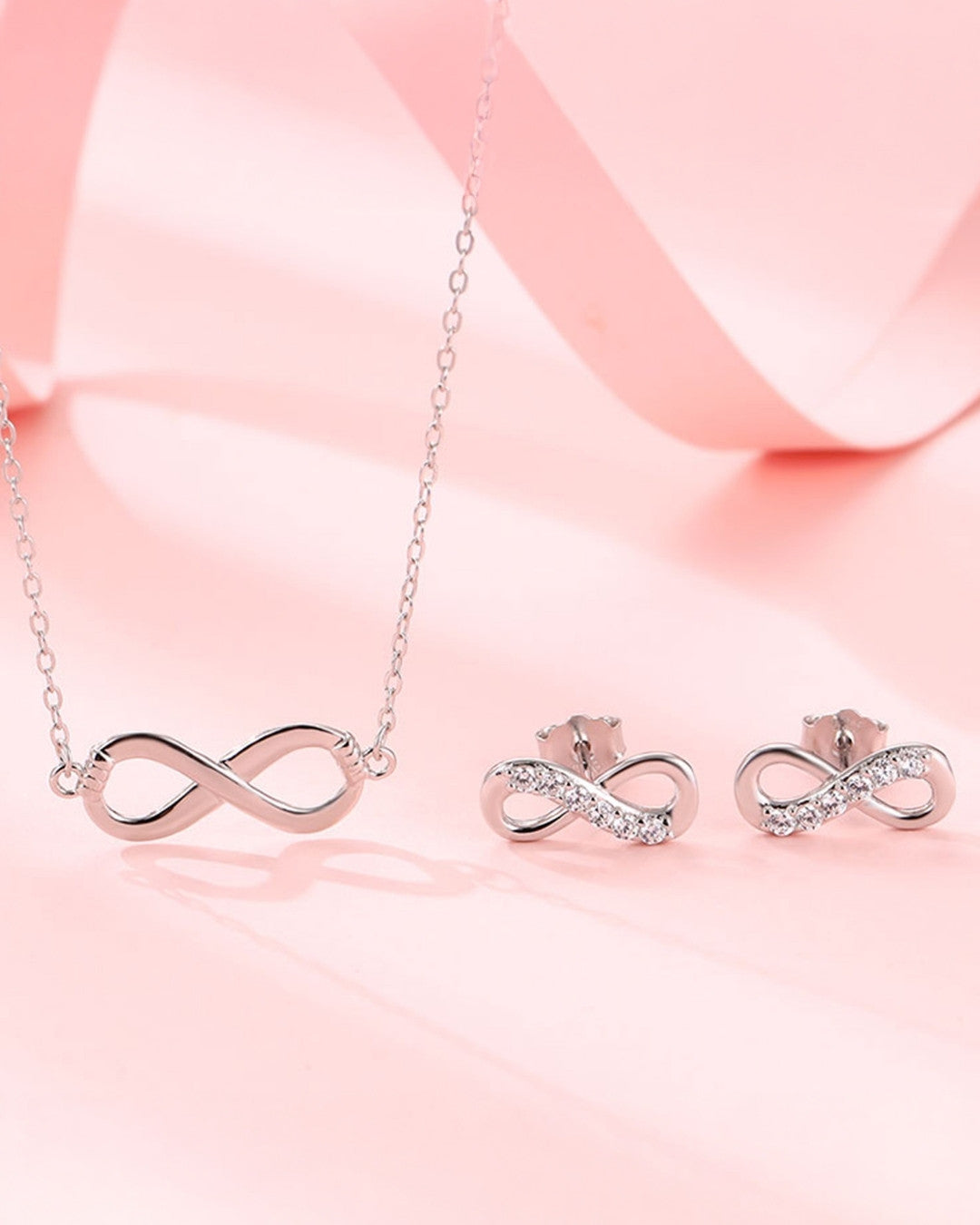 Silver Infinity Elegance Chain Set