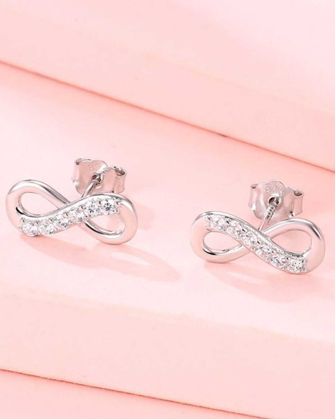Silver Infinity Elegance Chain Set