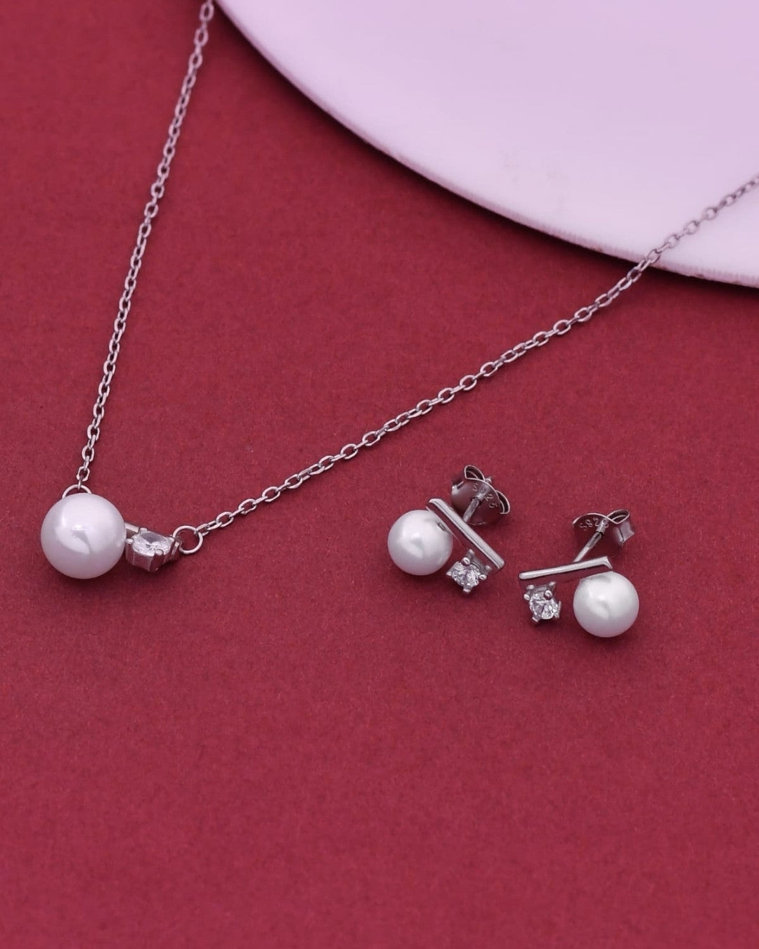 Silver Pearl Harmony Chain Set