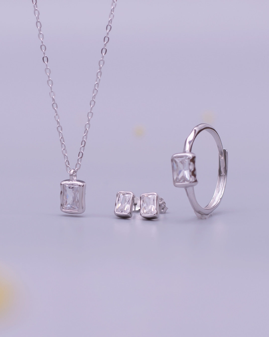 Silver Radiant Elegance Chain Set