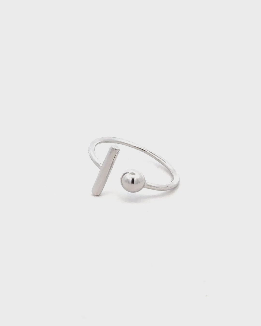 Silver Minimalist Chic Ring