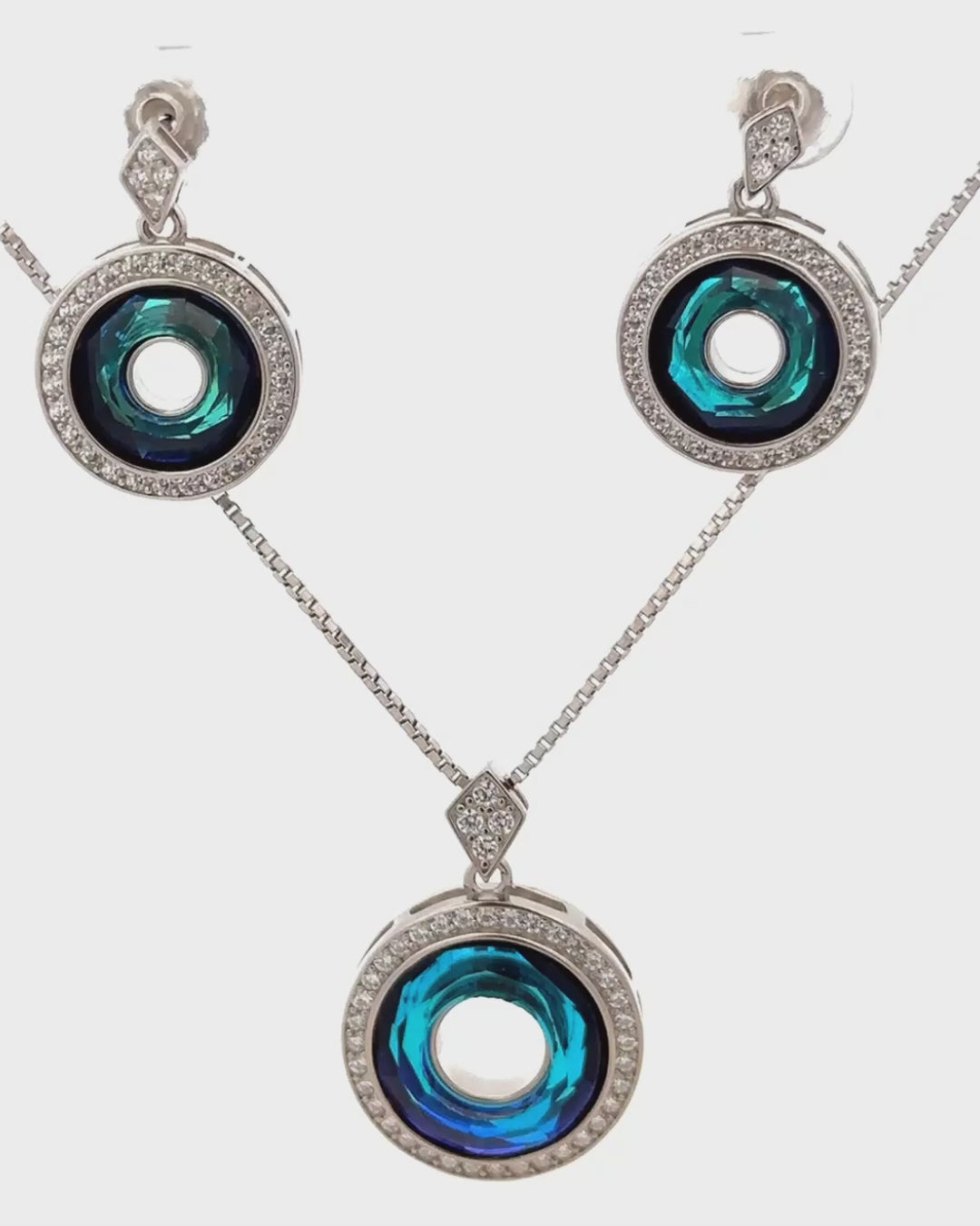 Silver Azure Radiance Pendant Set