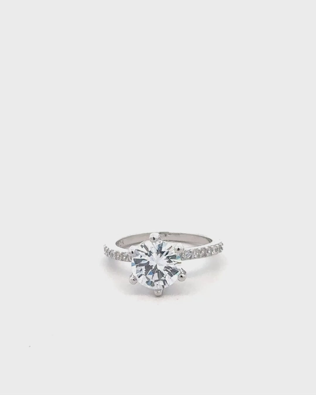 Silver Classic Elegance Solitaire Ring