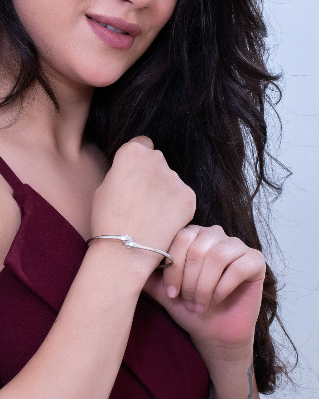 Silver Embrace Hug Bangle Bracelet