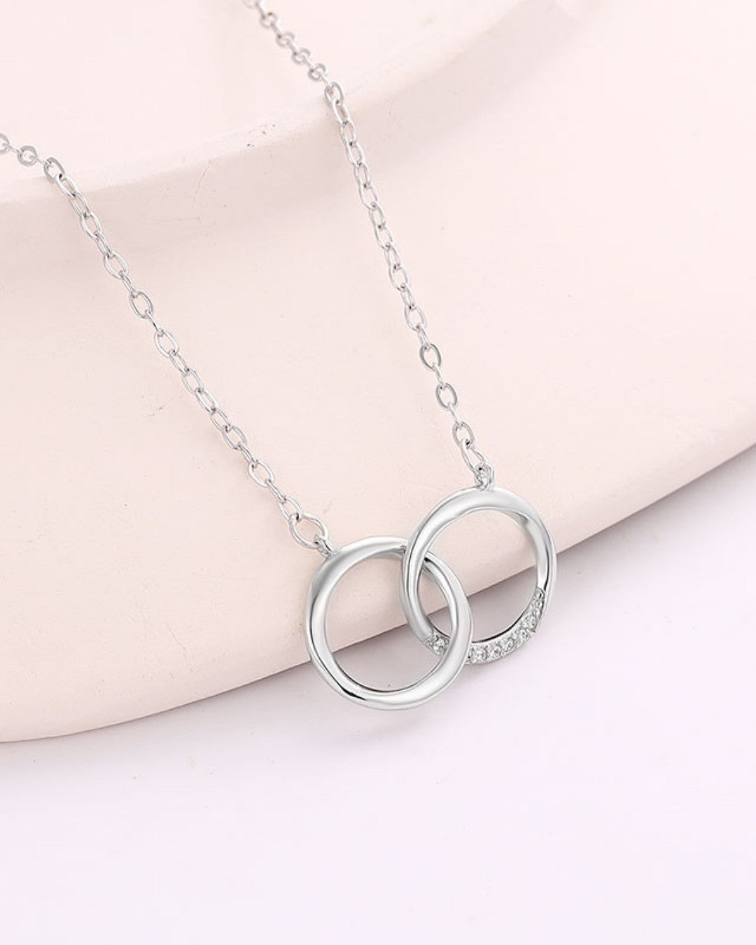 Silver Timeless Bond Interlinked Rings Pendant Necklace