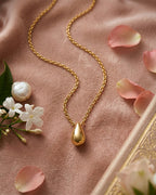Teardrop Pendant Necklace