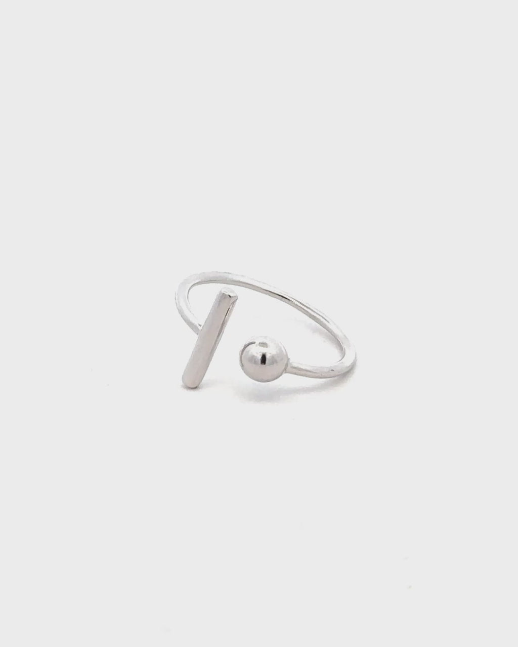 Silver Minimalist Chic Ring