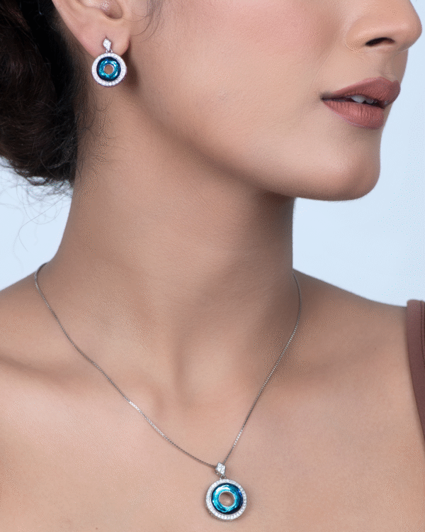 Silver Mystic Aura Pendant Set - Image 2
