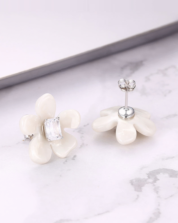 Silver Pearl Blossom Elegance Earrings - Image 4