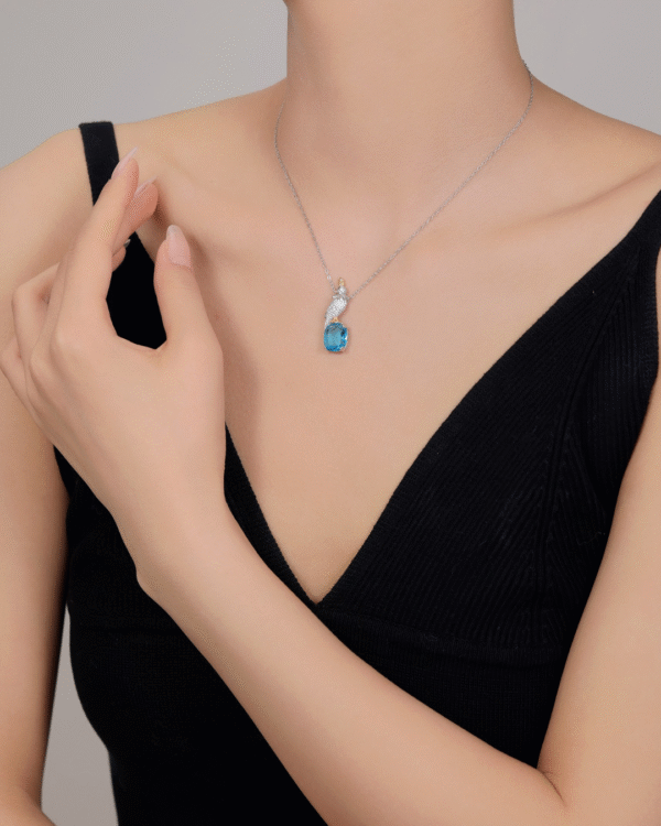 Silver Azure Majesty Parrot Pendant Necklace - Image 2