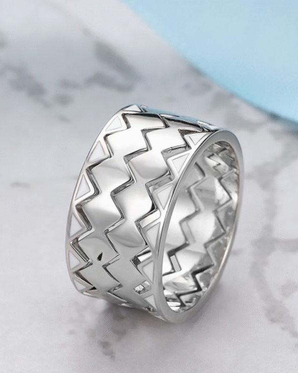 Silver Zigzag Edge Bold Band Ring - Image 4