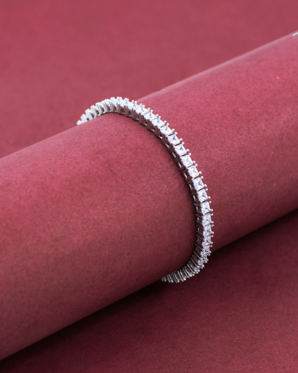 Silver Regal Elegance Bracelet - Image 3