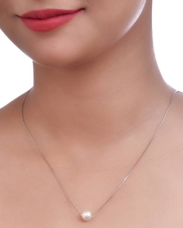 Silver Lustrous Pearl Elegance Pendant Chain - Image 2