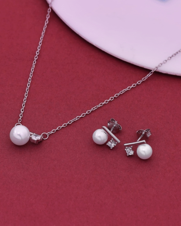 Silver Pearl Harmony Chain Set - Image 3