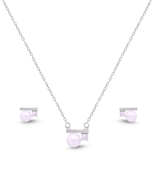 Silver Pearl Harmony Chain Set